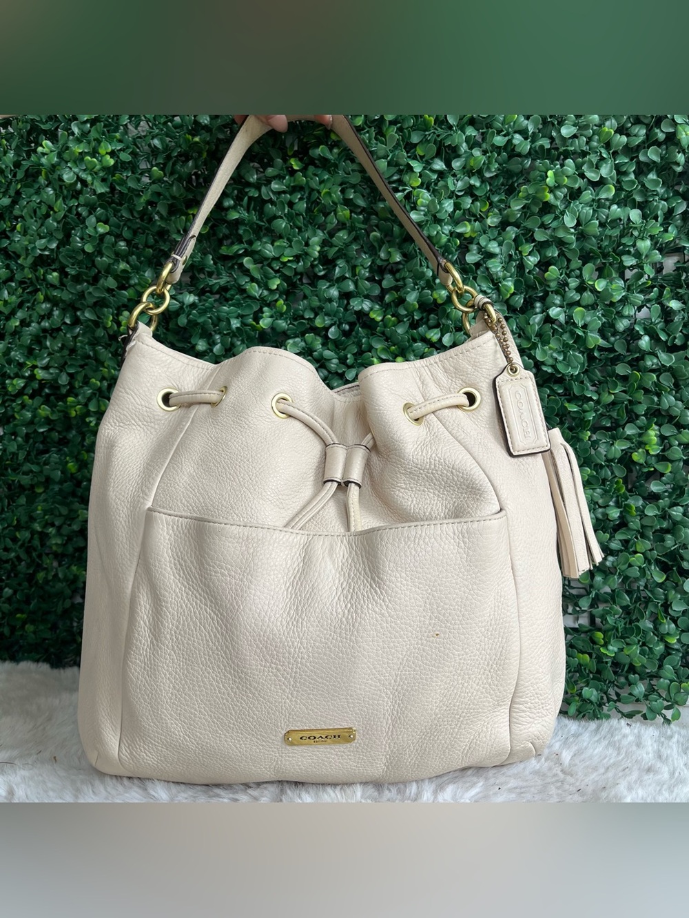 COACH Ivory Avery Drawstring Bucket Taylor Bleecker Hobo Shoulder Bag 27003